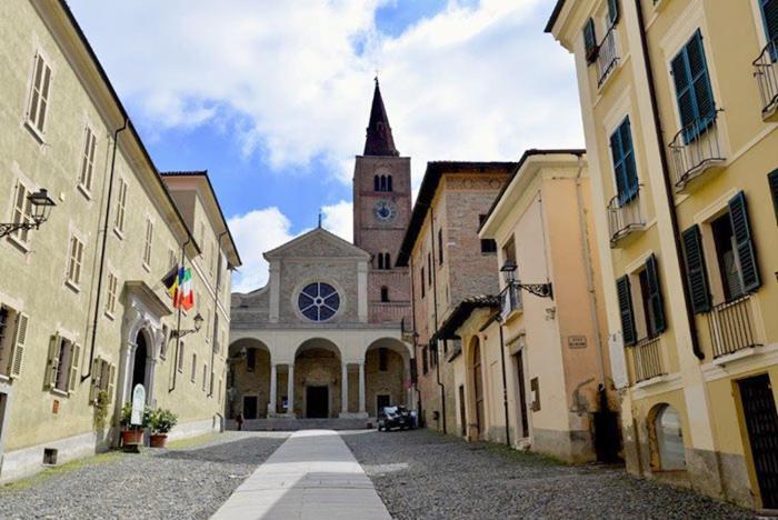 Alloggio Nella Villa Dell'Edera Acqui Terme Eksteriør bilde